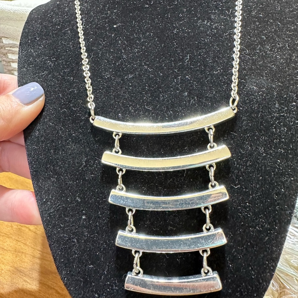 Chicos attorney silver tone necklace - Picture 2 of 5